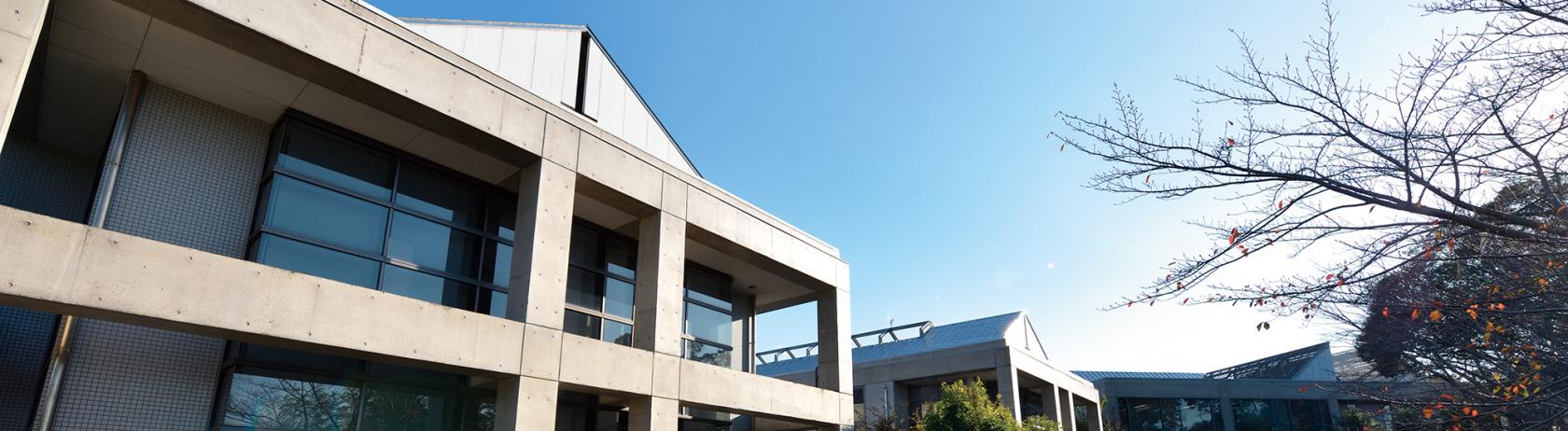 创建新型光子学产业研究生院